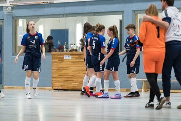 Bild 204 - F Loewinnen Hallen Cup